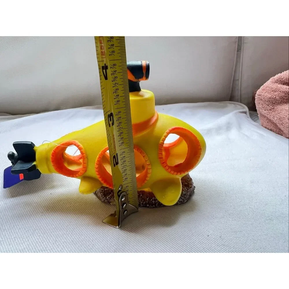Yellow Submarine Glow In The Dark Aquarium Decoration Fish Tank Decor New W Tags